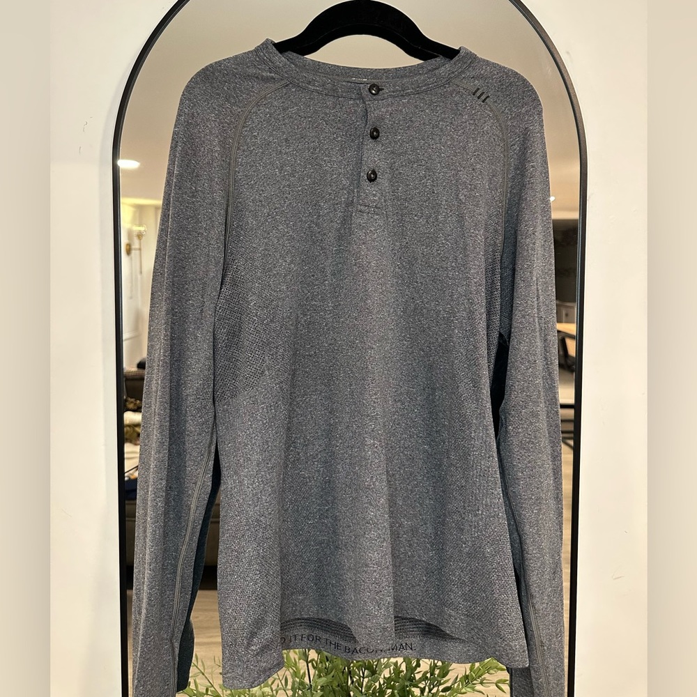 Lululemon Metal Vent Tech Henley Long Sleeve